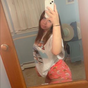 Meet your Posher, Delia